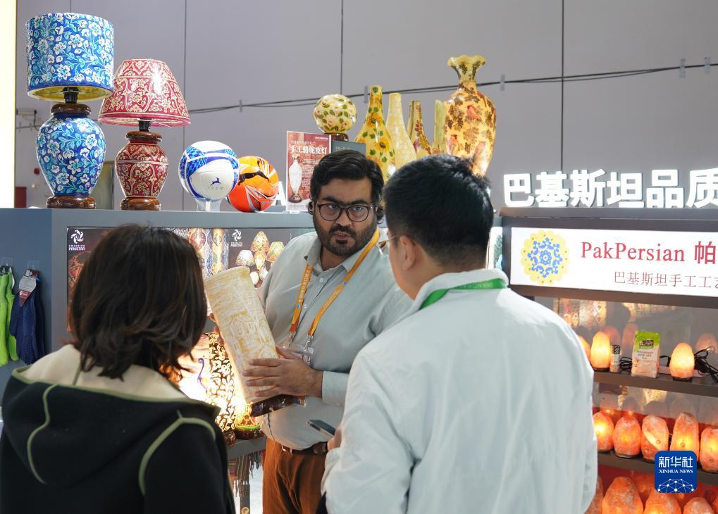 《中华人民共和国国民经济和社会发展第十五个五年规划纲要（草案）》摘要(图1)