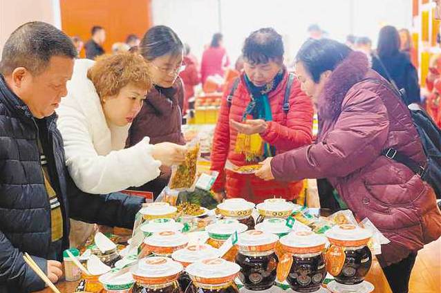 米脂：小米粒串起增收“黄金链”(图1)