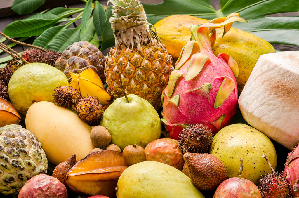 好吃的热带水果纷纷降价：金枕榴莲价格降三成云南蓝莓放下“身段”(图1)